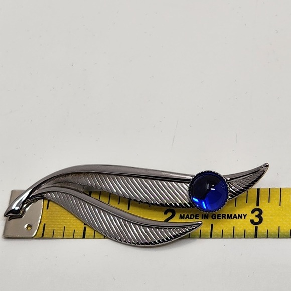 Modernist Leaf Blue Cabochon Brooch Pin Vintage Costume Jewelry Silver Tone - Picture 3 of 3